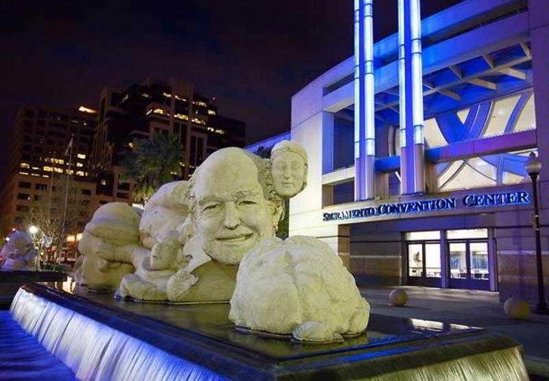 Residence Inn By Marriott Sacramento Downtown At Capitol Park שירותים תמונה